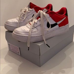 NIKE | AIR FORCE 1 LV8 (GS)